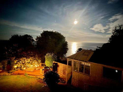 Roxedge - carbon neutral hotel in Torquay