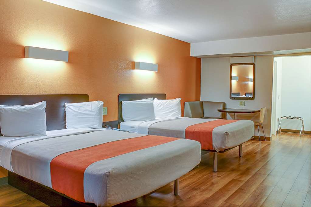 Motel 6 Bishop CA - photo 8