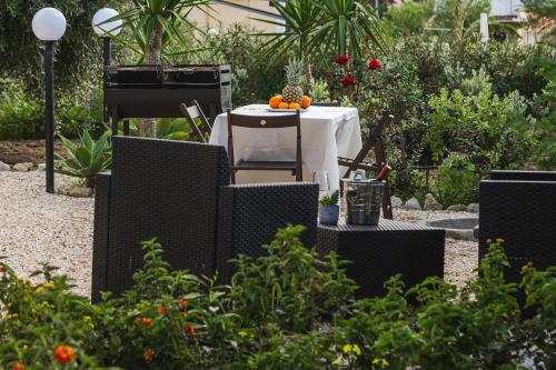 Villa Marulivo — 4-Star Luxury Hotel in Porto Empedocle, Italy