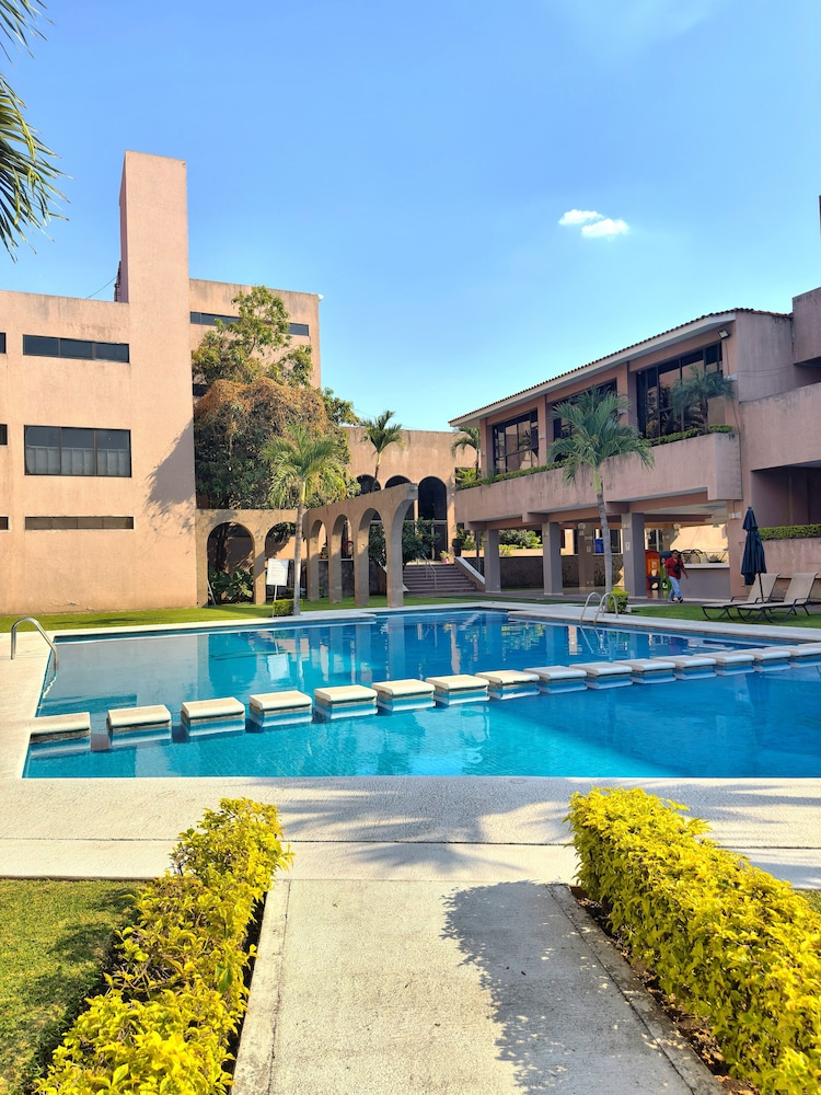 Hotel Montecarlo — hotel in Jojutla