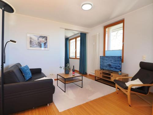 Kaiservillen Heringsdorf Ferienwohnung mit 1 Schlafzimmer und Balkon D232 — 4-Star Luxury Hotel in Heringsdorf, Germany
