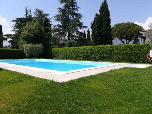 Prato Verde Girasole — 4-Star Luxury Hotel in San Felice Del Benaco, Italy