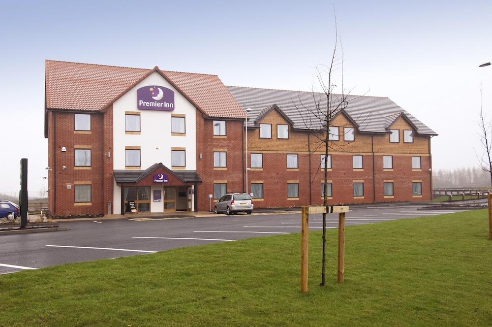 Premier Inn Rugeley — hotel in Rugeley