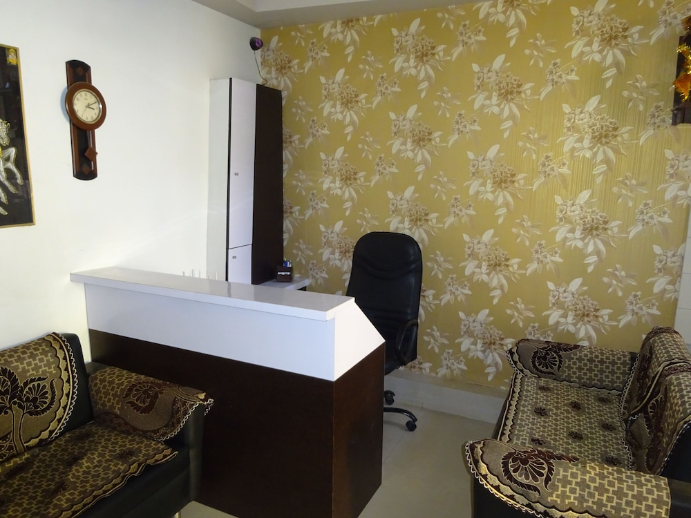 Hotel Yatri — hotel in Gandhinagar
