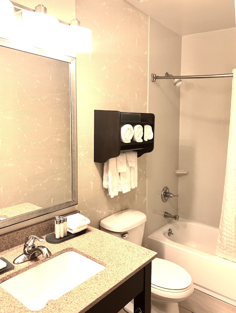 The Hotel @ Fifth Avenue - photo 31