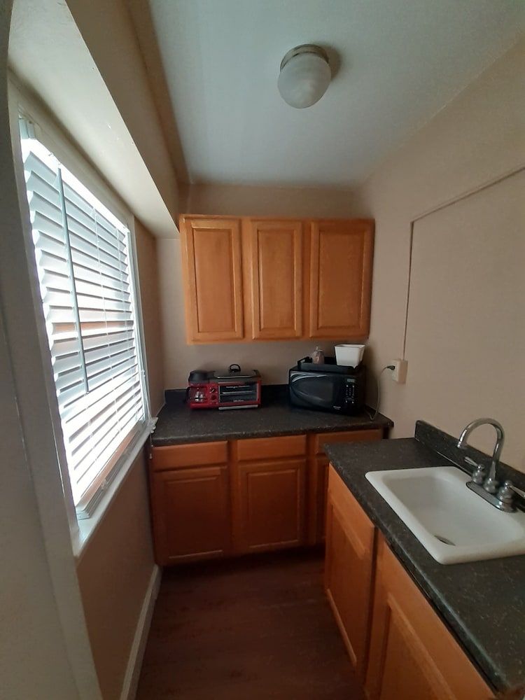 Tioga Extended Stay Hotel - photo 11