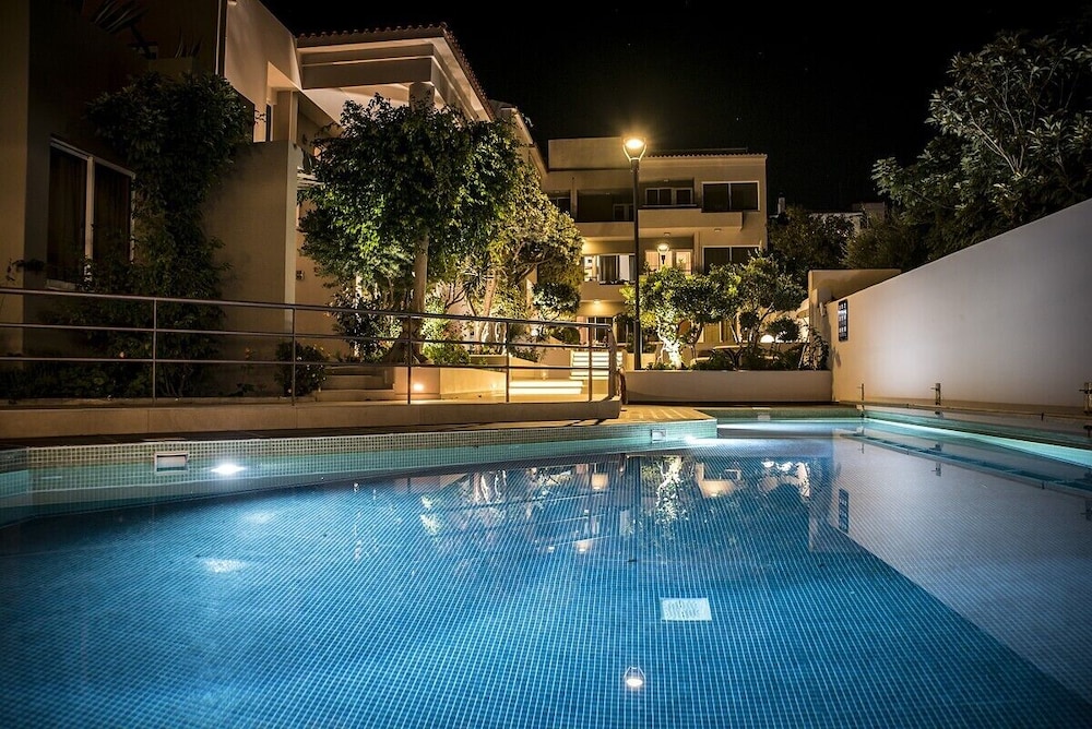 Creta Elena - carbon neutral hotel in Chania