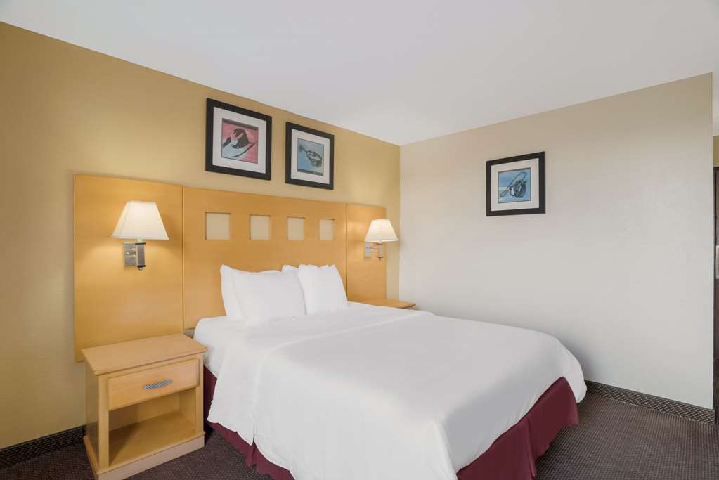 Quality Inn Alice - photo 8