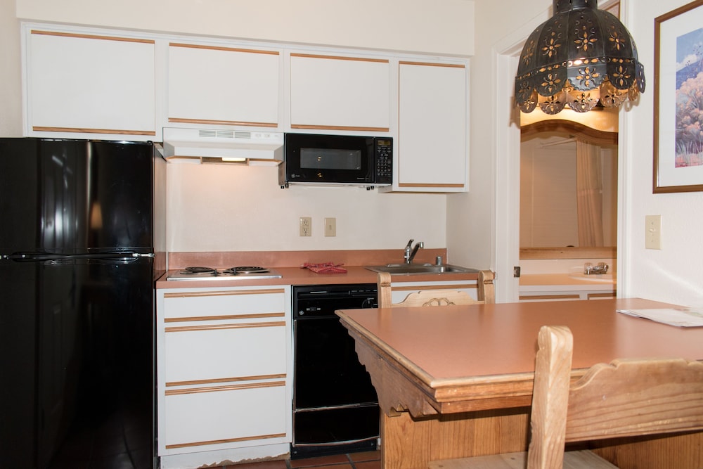Santa Fe Suites - photo 22