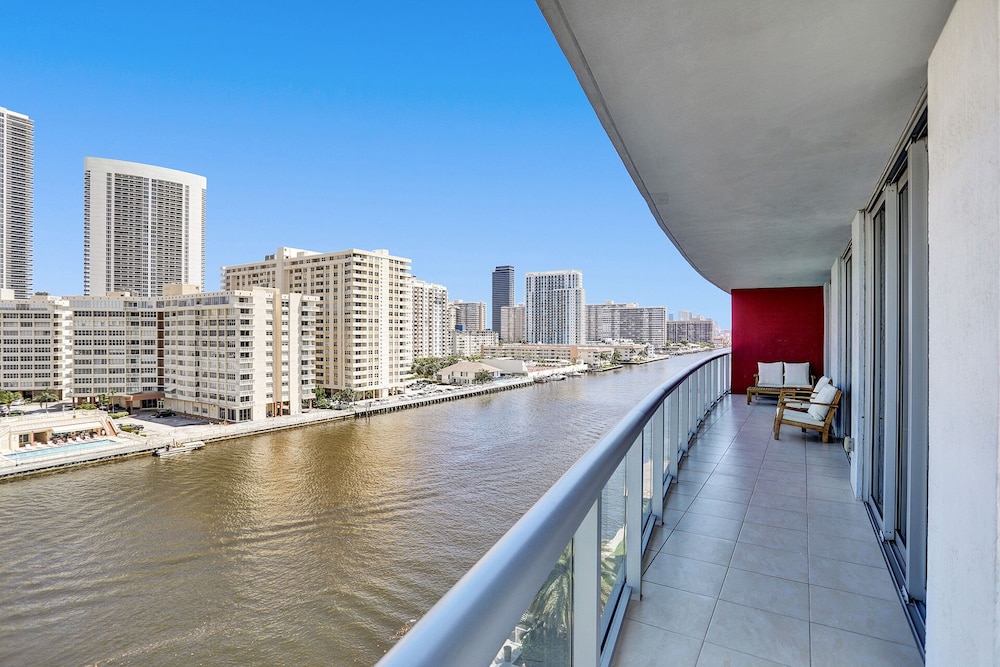 Amazing 3Bd Condo Beachwalk Resort - photo 18