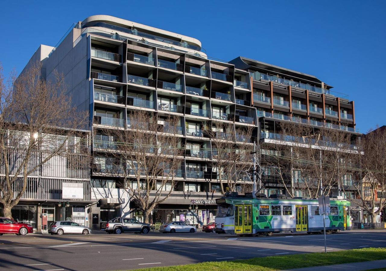 Complete Host Fitzroy St Apartments — 4-Star Luxury Hotel in Melbourne, Australia