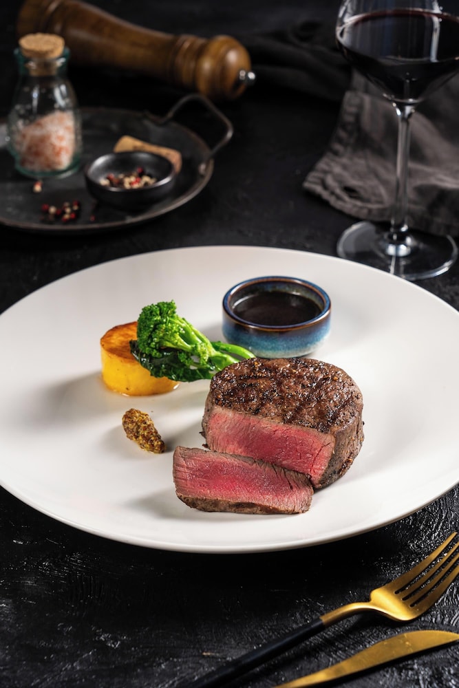 מזון ומשקאות