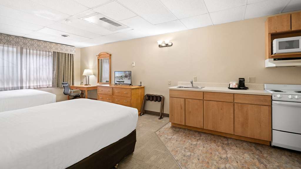 Clarion Hotel & Suites Fairbanks near Ft. Wainwright - photo 19
