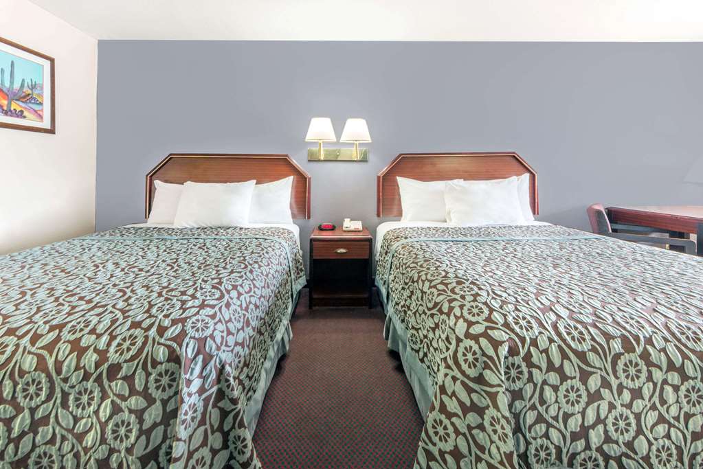 Days Inn by Wyndham Ruidoso Downs - photo 10