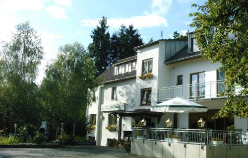 Hotel Zum Felsenkeller — hotel in Lichtenfels
