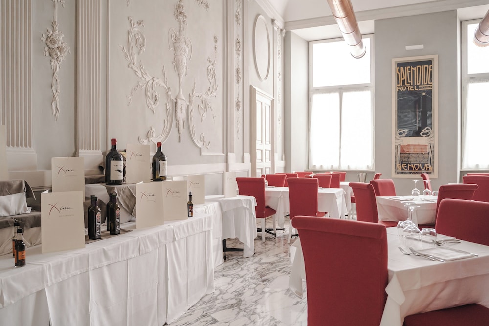 Hotel De Ville — 4-Star Luxury Hotel in Genoa, Italy