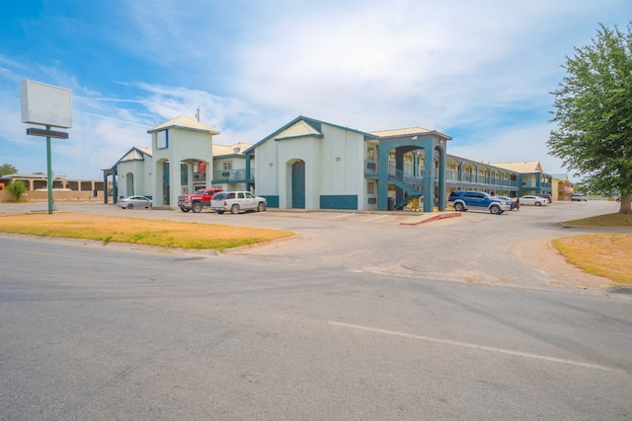 OYO Hotel Midland in Midland, United States