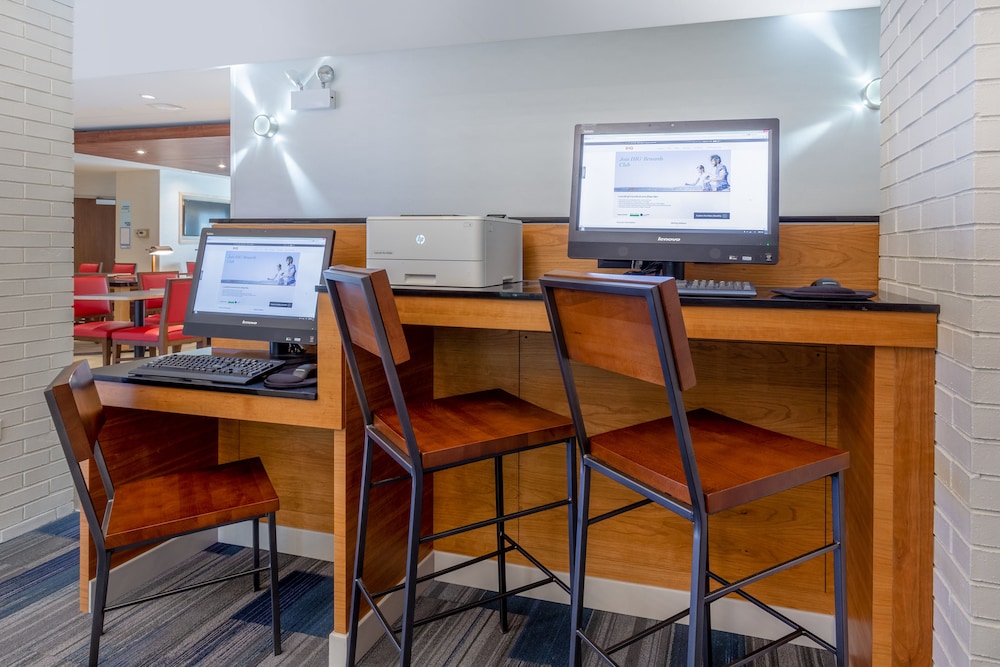 Holiday Inn Express Hotel & Suites Chicago Midway Airport by IHG - photo 18
