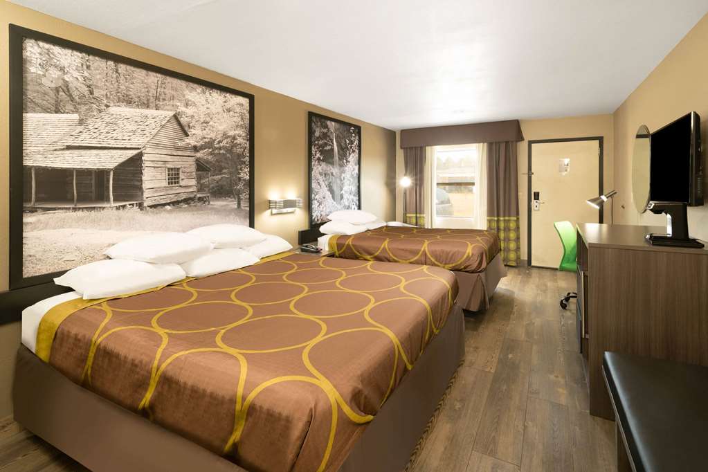 Super 8 by Wyndham Cleveland - photo 19