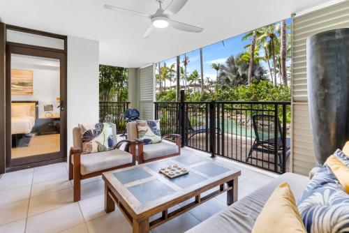 Resort Style Swim Out A True Tropical Oasis — Port Douglas