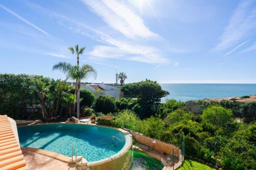 Casa Waldemar — 4-Star Luxury Hotel in Ferragudo, Portugal