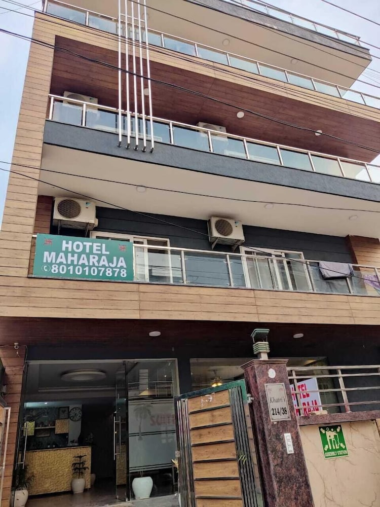 OYO 19458 Palm Garden Suites