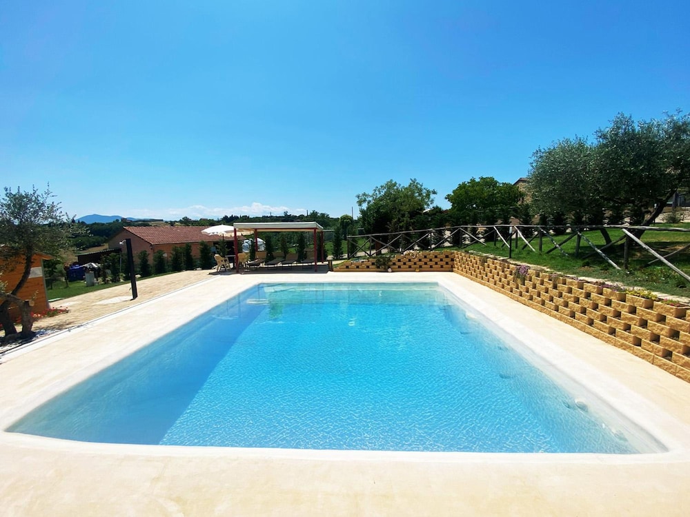 La Casa Del Sole in Casamaggiore — 4-Star Luxury Hotel in Castiglione Del Lago, Italy