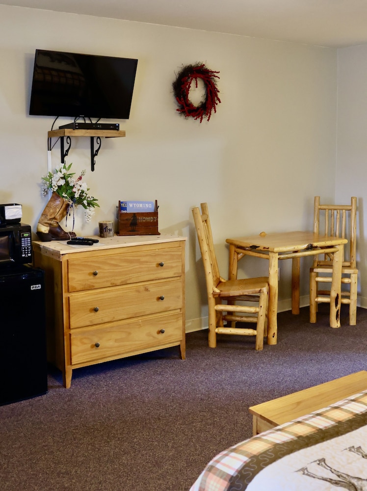 Rocky Mountain Lodge - photo 39