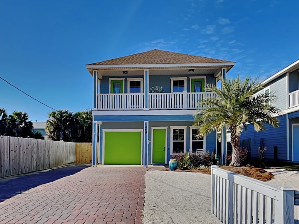 Gone Shellin’ in Panama City Beach, United States