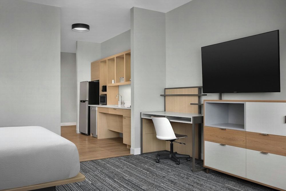 TownePlace Suites by Marriott Sikeston - photo 17