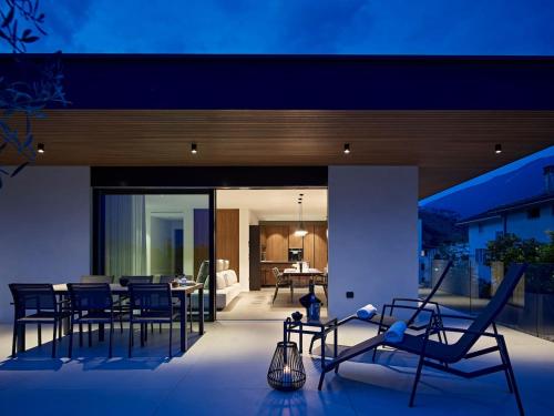 Civico 65 Garda Holiday 23 — 4-Star Luxury Hotel in Arco, Italy