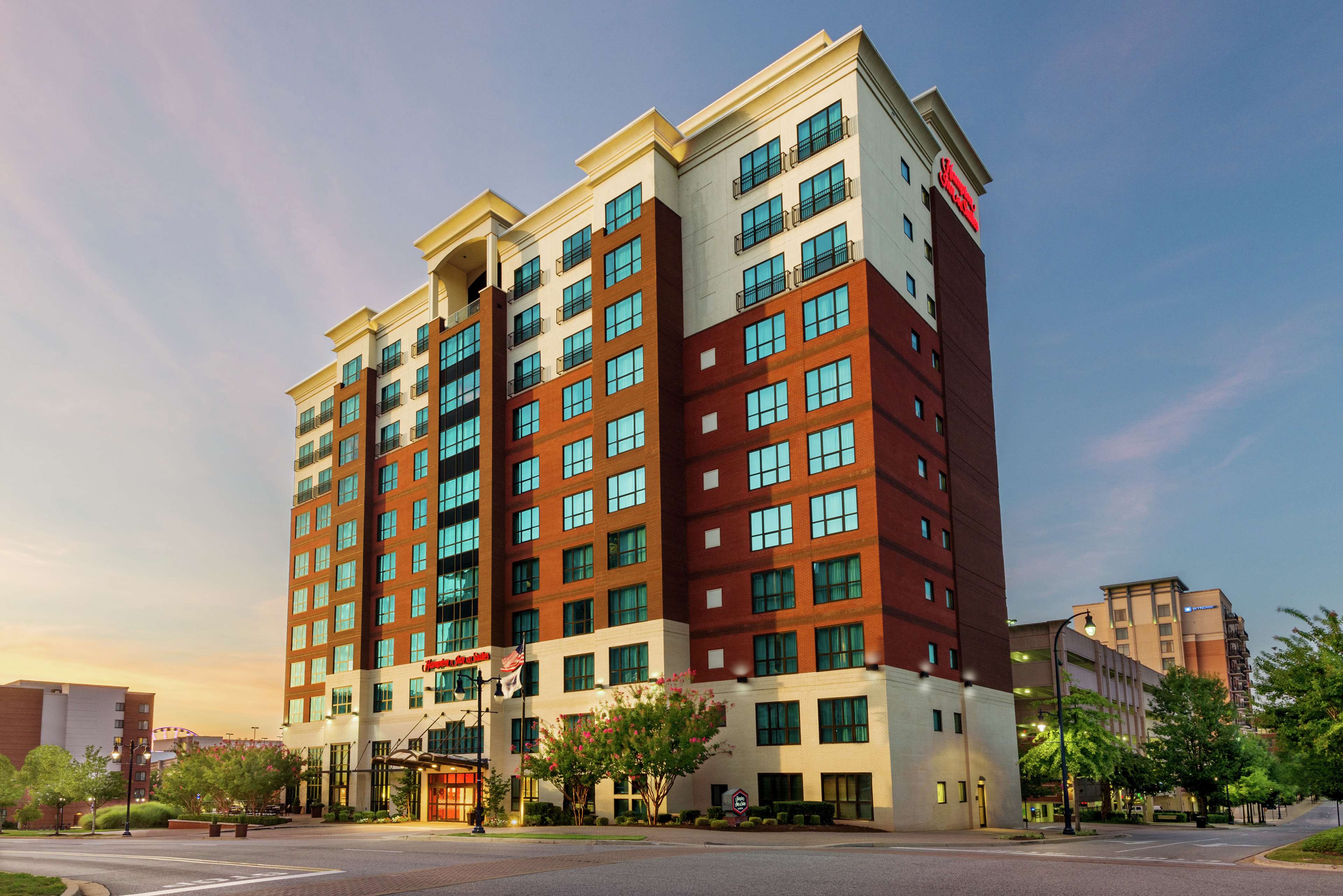 Hampton Inn & Suites National Harbor Alexandria Area — hotel in Oxon Hill