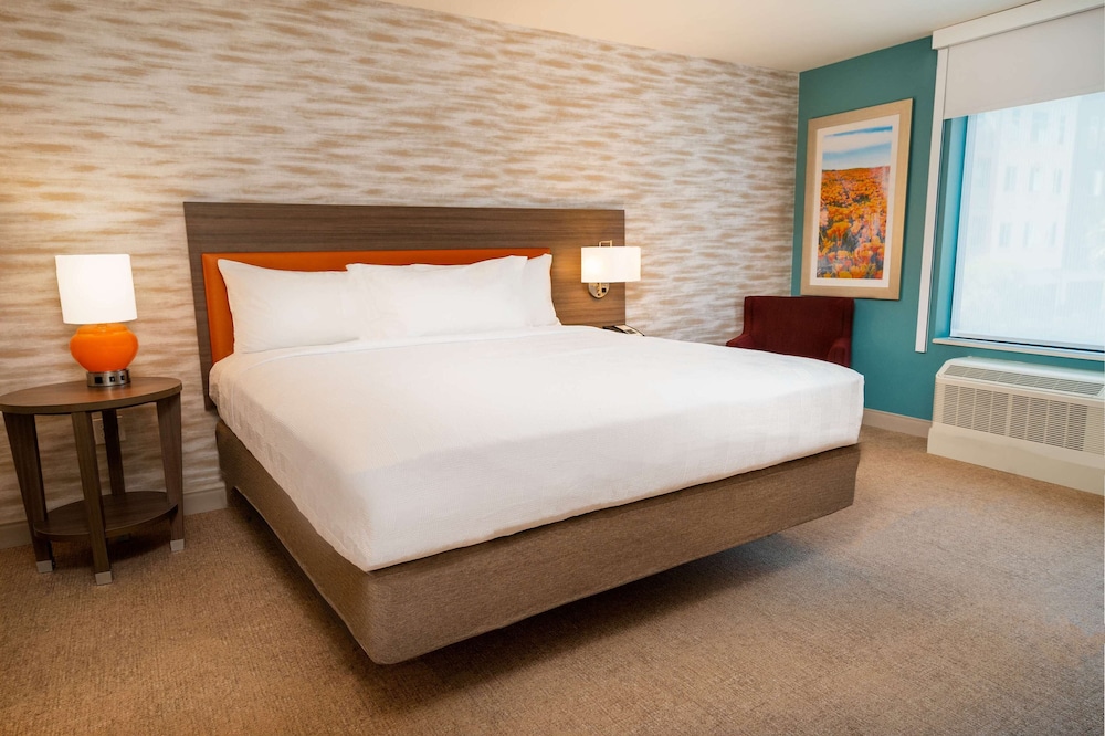 Home2 Suites by Hilton Corona - photo 8