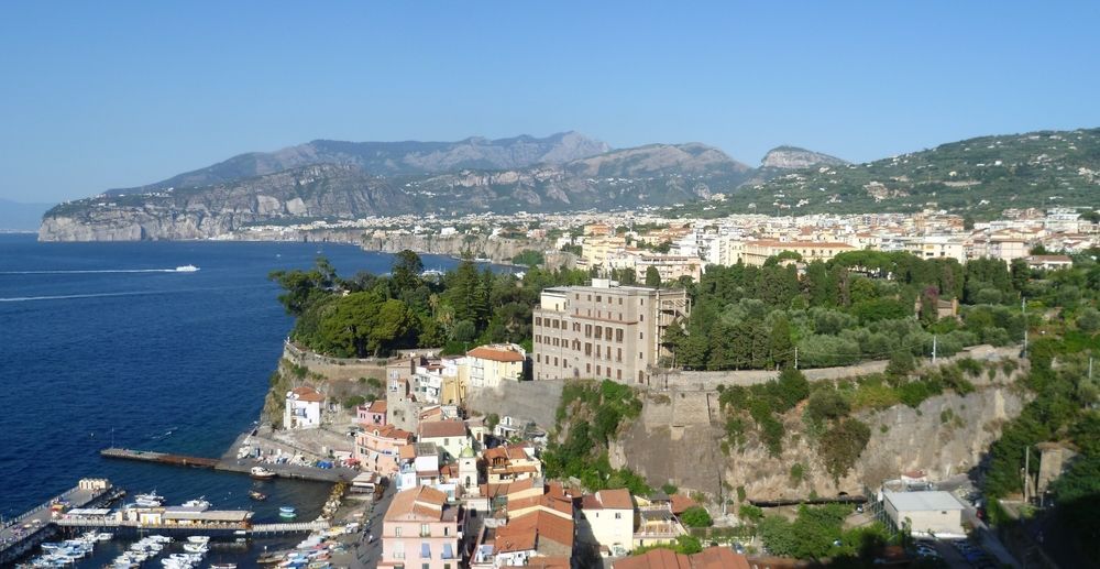 Lucy Home — 4-Star Luxury Hotel in Sorrento, Italy