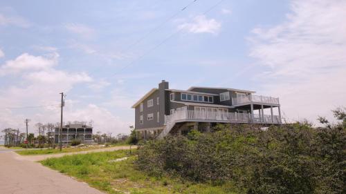 Do Me Good - carbon neutral hotel in Unknown City