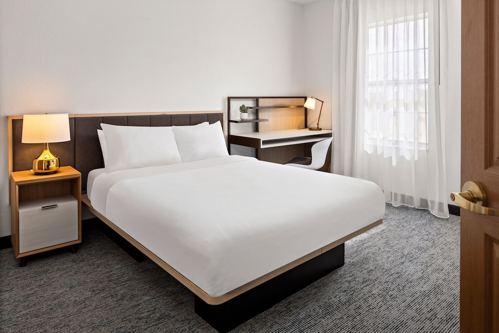 TownePlace Suites by Marriott Chicago Lombard - photo 4