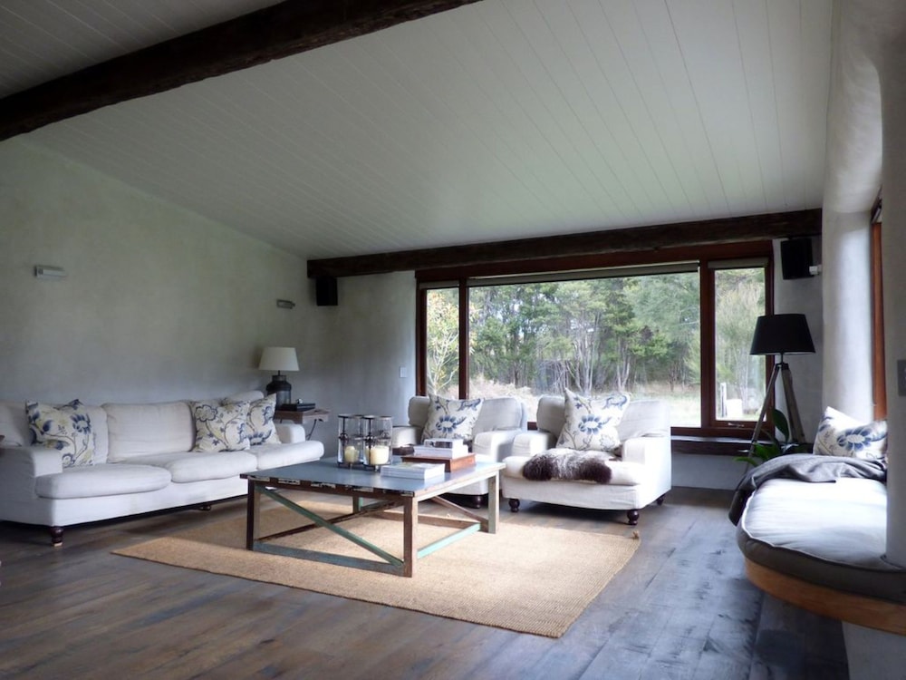 Kanuka Terrace — 4-Star Luxury Hotel in Kaikoura, New Zealand