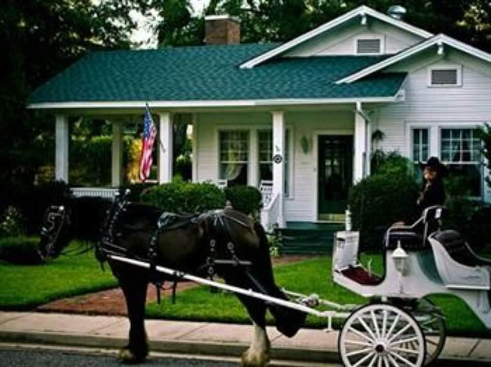 The Carriage House B&B - photo 57