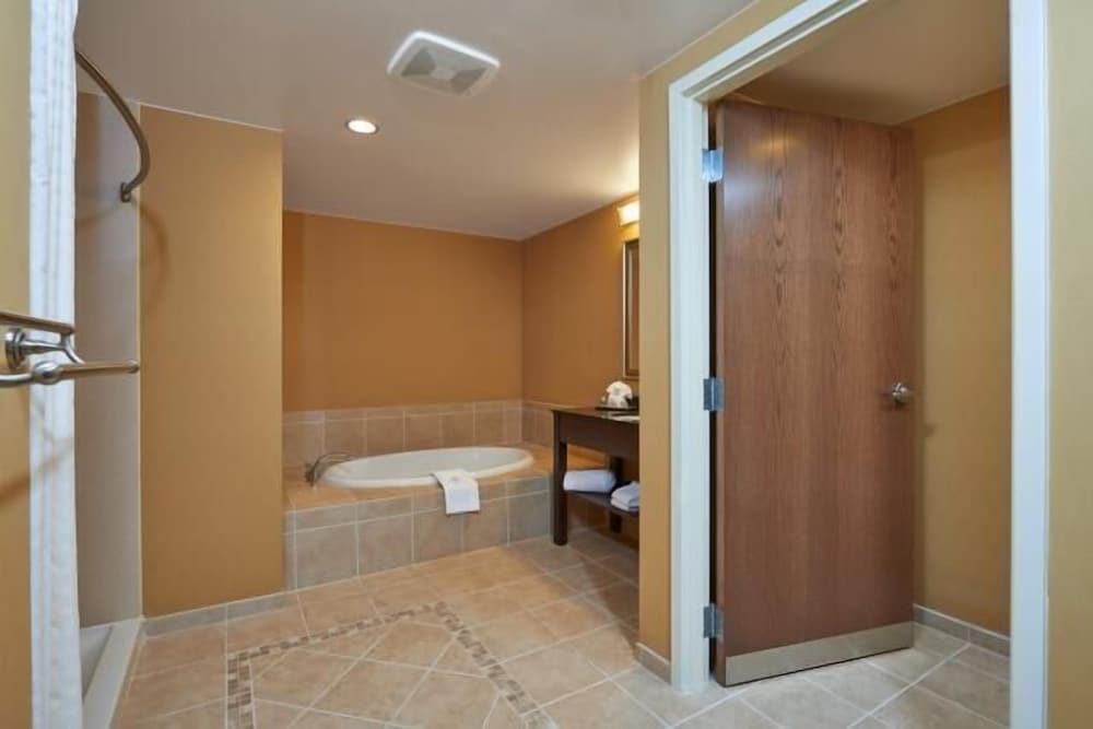 Kickapoo Lucky Eagle Casino Hotel - photo 10