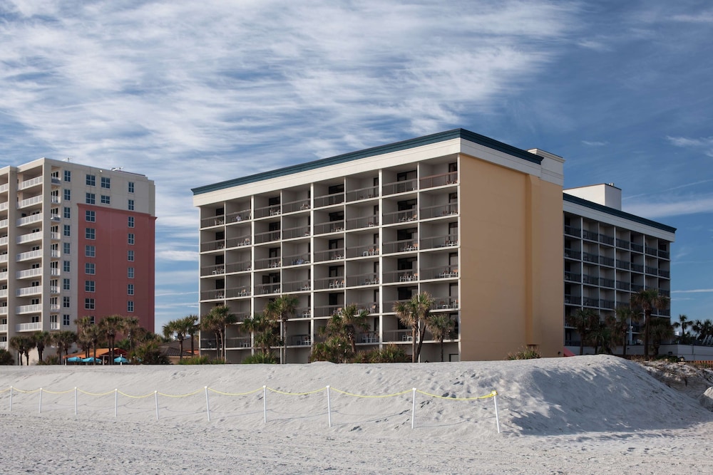 Hampton Inn Jacksonville Beach Oceanfront - photo 78