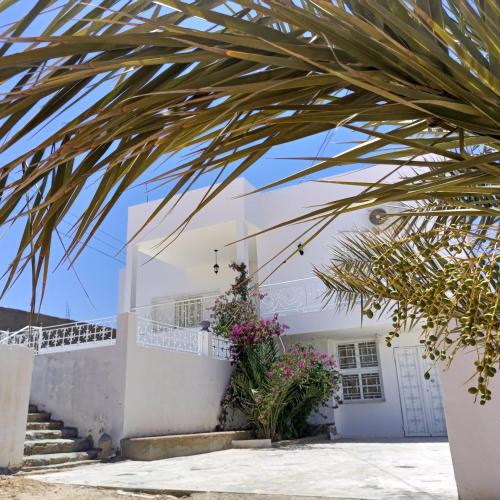 Dar ettawfik free parking inside — 4-Star Luxury Hotel in Tataouine, Tunisia