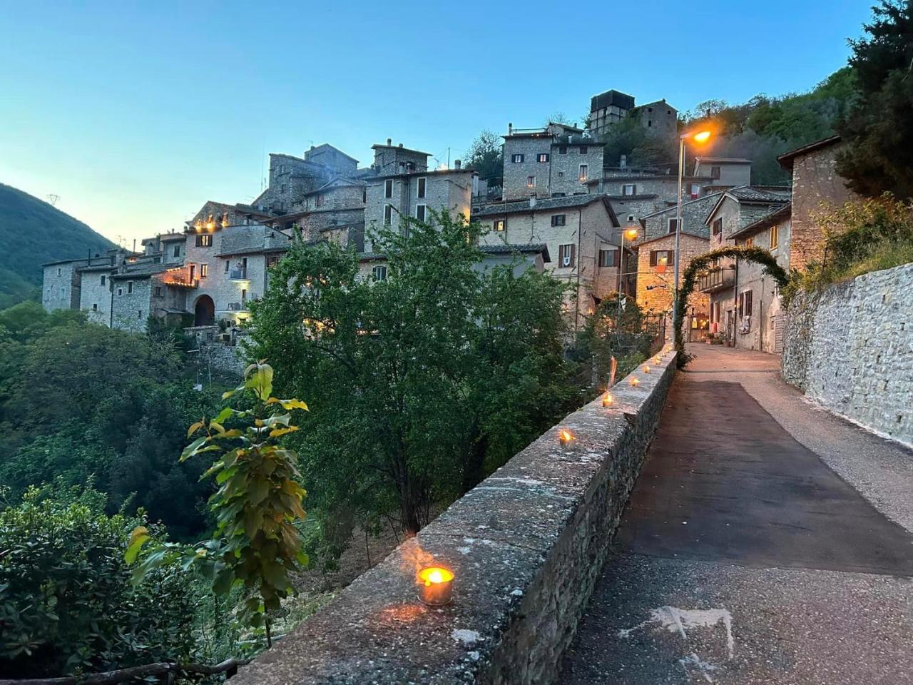 Appartamento Storico a Valle San Martino di Spoleto — 4-Star Luxury Hotel in Spoleto, Italy