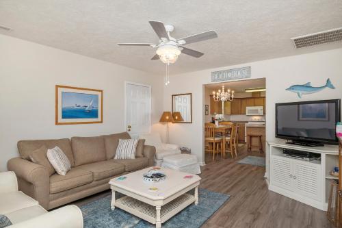 A Lucky Break by Oak Island Accommodations - photo 41