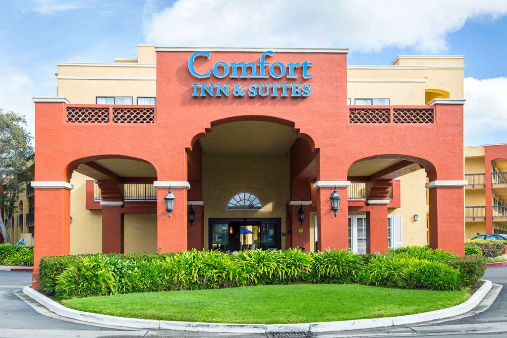 Comfort Inn and Suites San Francisco Airport North — hotel in South San Francisco