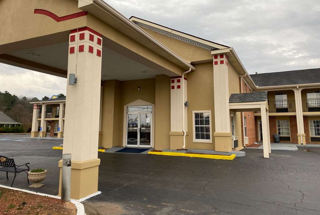 Super 8 by Wyndham Covington - featured photo