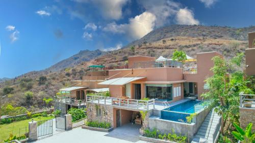 SaffronStays Moringa WishingTree 3 BR villa near Nathdwara with pool lawn and hillside views — 4-Star Luxury Hotel in Udaipur, India
