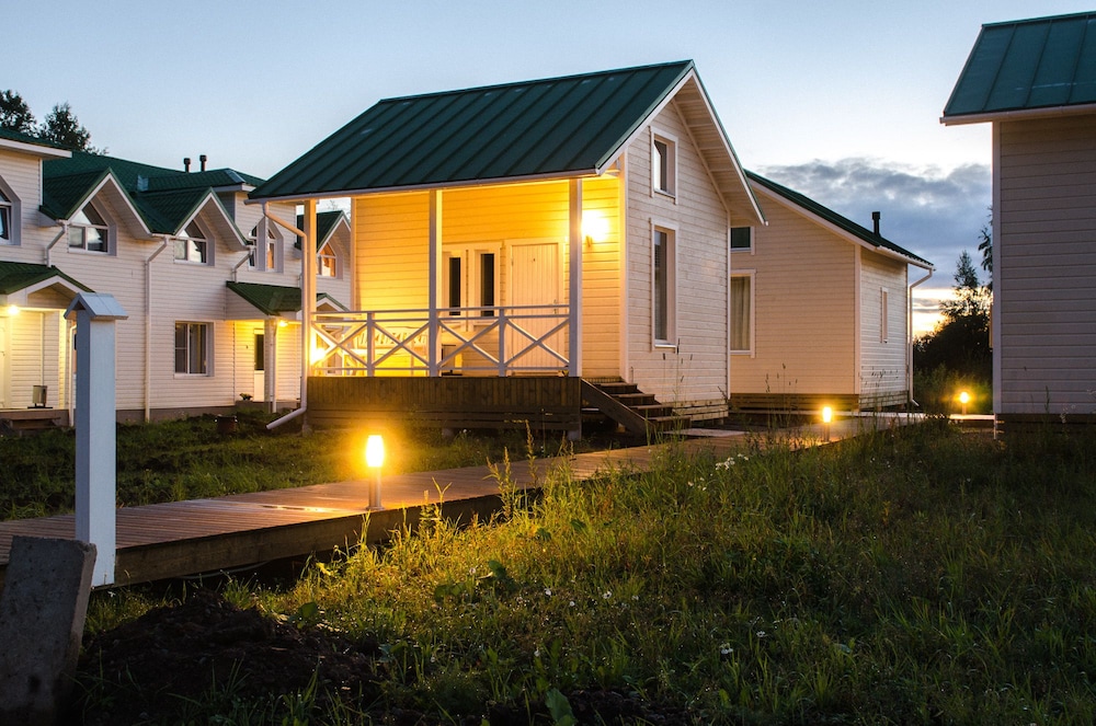 Staraya Sloboda — hotel in Lodeynoye Pole