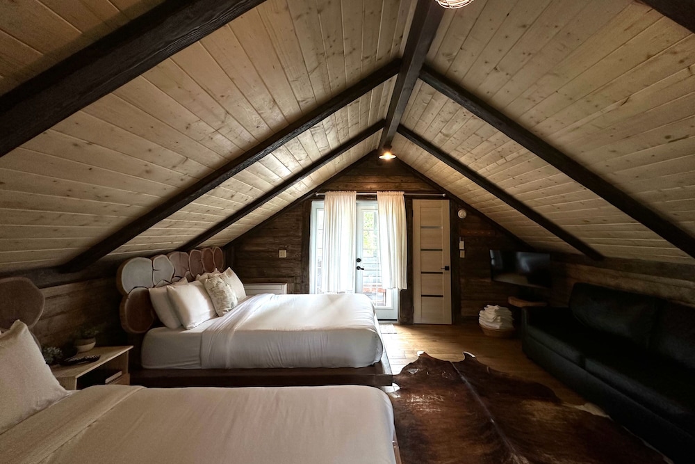 Paradise Village Hotel - photo 17