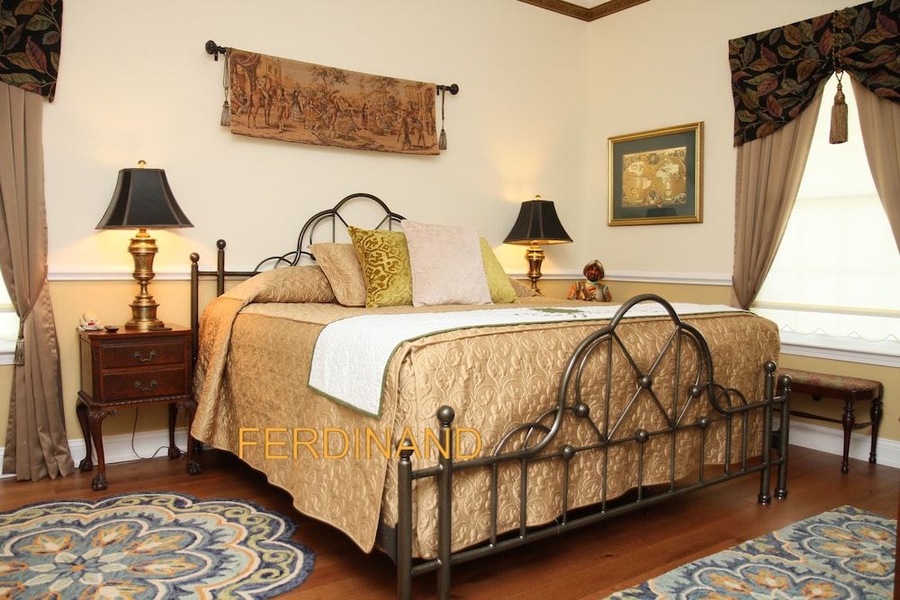 The Cypress Inn Bed & Breakfast - photo 11