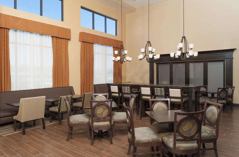 Hampton Inn & Suites Moline Quad City Int'l Aprt - photo 82